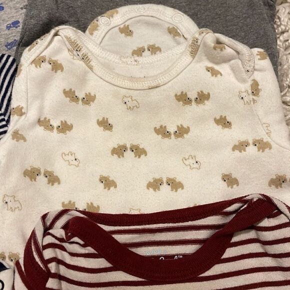 Bundle of ten Long Sleeve Onesies 6-12 months - Picture 7 of 11